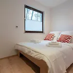 Idyllisches Traumhaus Mit Garten Сasa de vacaciones