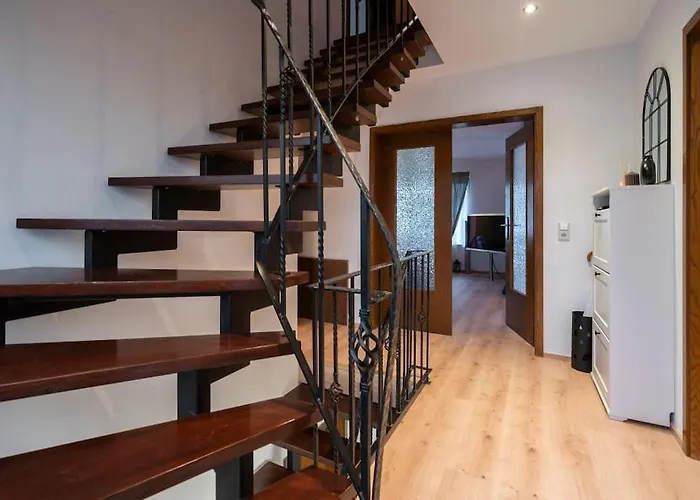 Idyllisches Traumhaus Mit Garten Emmelshausen