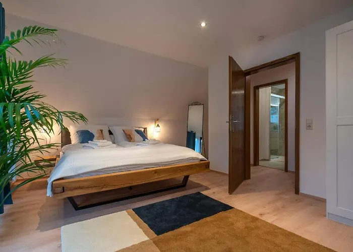 Idyllisches Traumhaus Mit Garten Feriehus